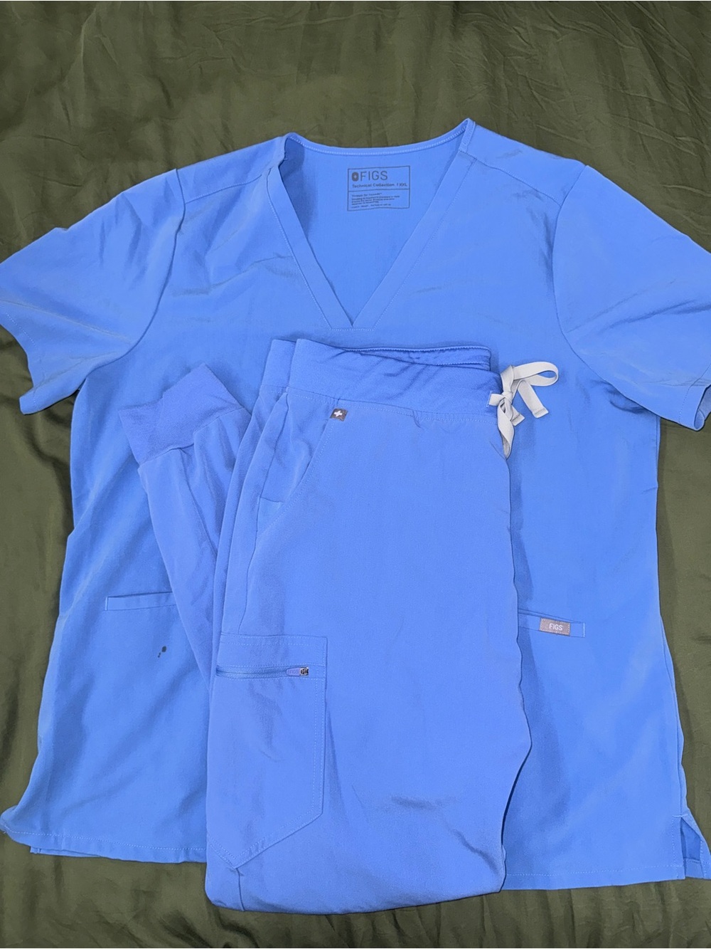 FIGS Ciel Blue Scrub SET Top XXL and Bottom XL Tall